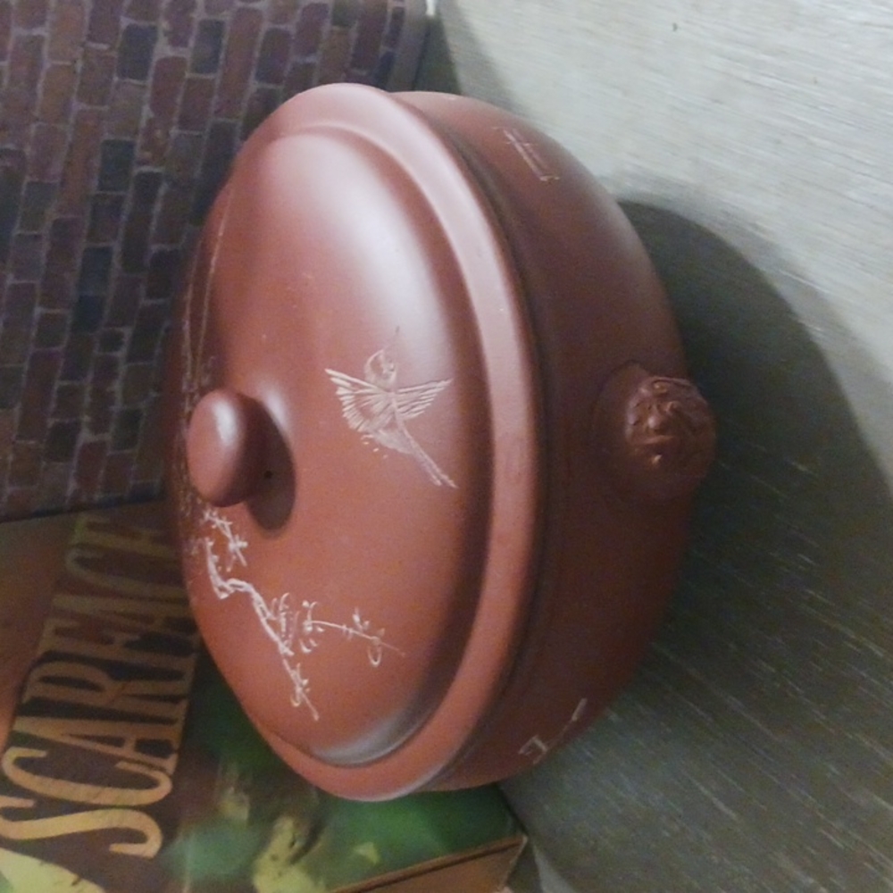 Vintage dumpling clay pot